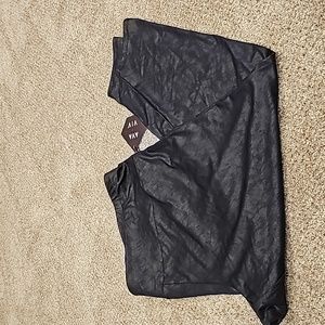 Women's Ava & Viv Black Shine High Waisted Leggings! NWT!